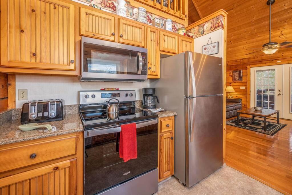 Over The Mountain - Smoky Mountain View Cabin Sevierville Exteriör bild
