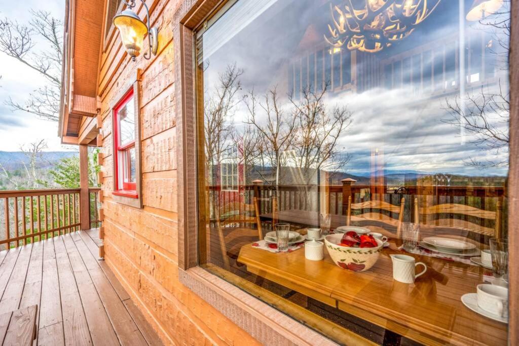 Over The Mountain - Smoky Mountain View Cabin Sevierville Exteriör bild