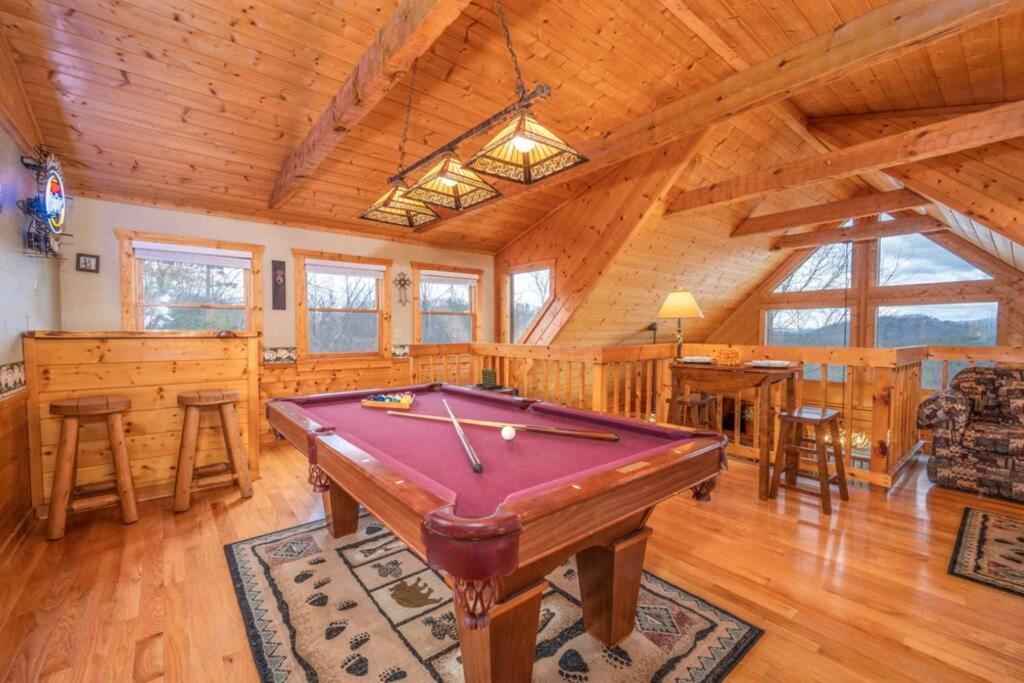 Over The Mountain - Smoky Mountain View Cabin Sevierville Exteriör bild