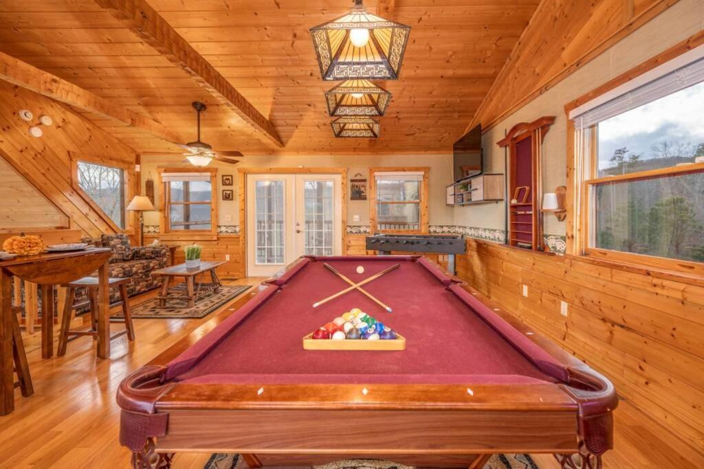 Over The Mountain - Smoky Mountain View Cabin Sevierville Exteriör bild